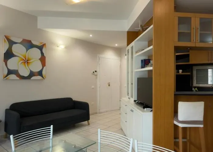 Spacious And Bright Appartement *